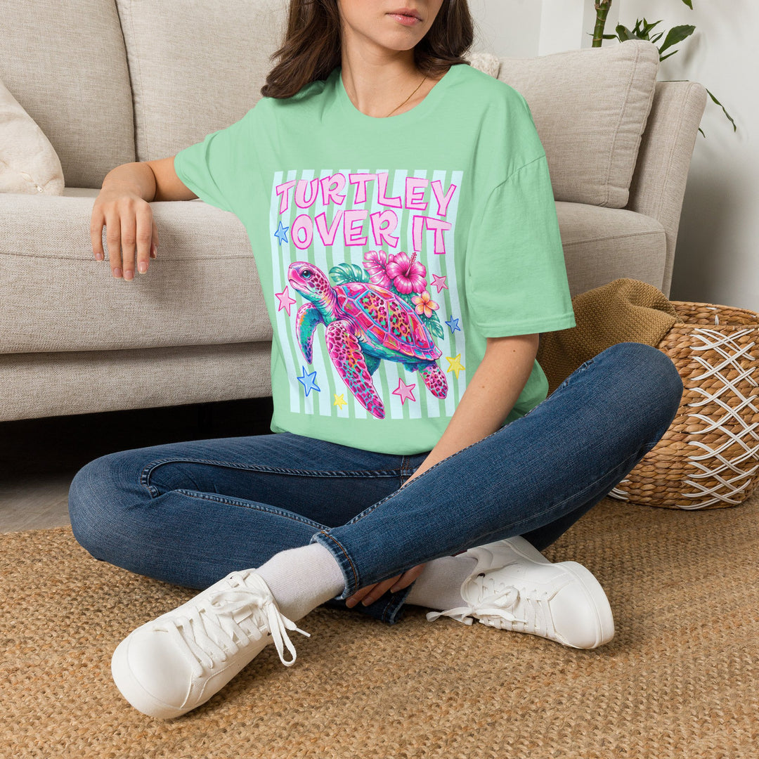 T-Shirt Turtley Over It' Colorful Sea Turtle Graphic Tee