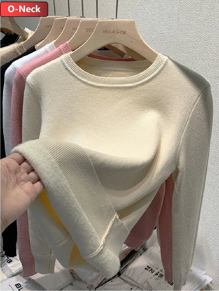 Stay Cozy and Stylish with our Winter Turtleneck Sweater for Women