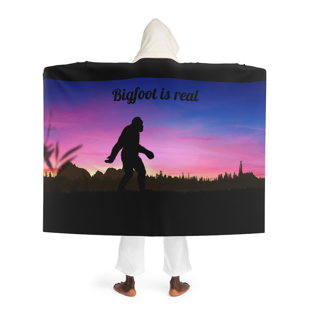 Hooded Sherpa Fleece Blanket